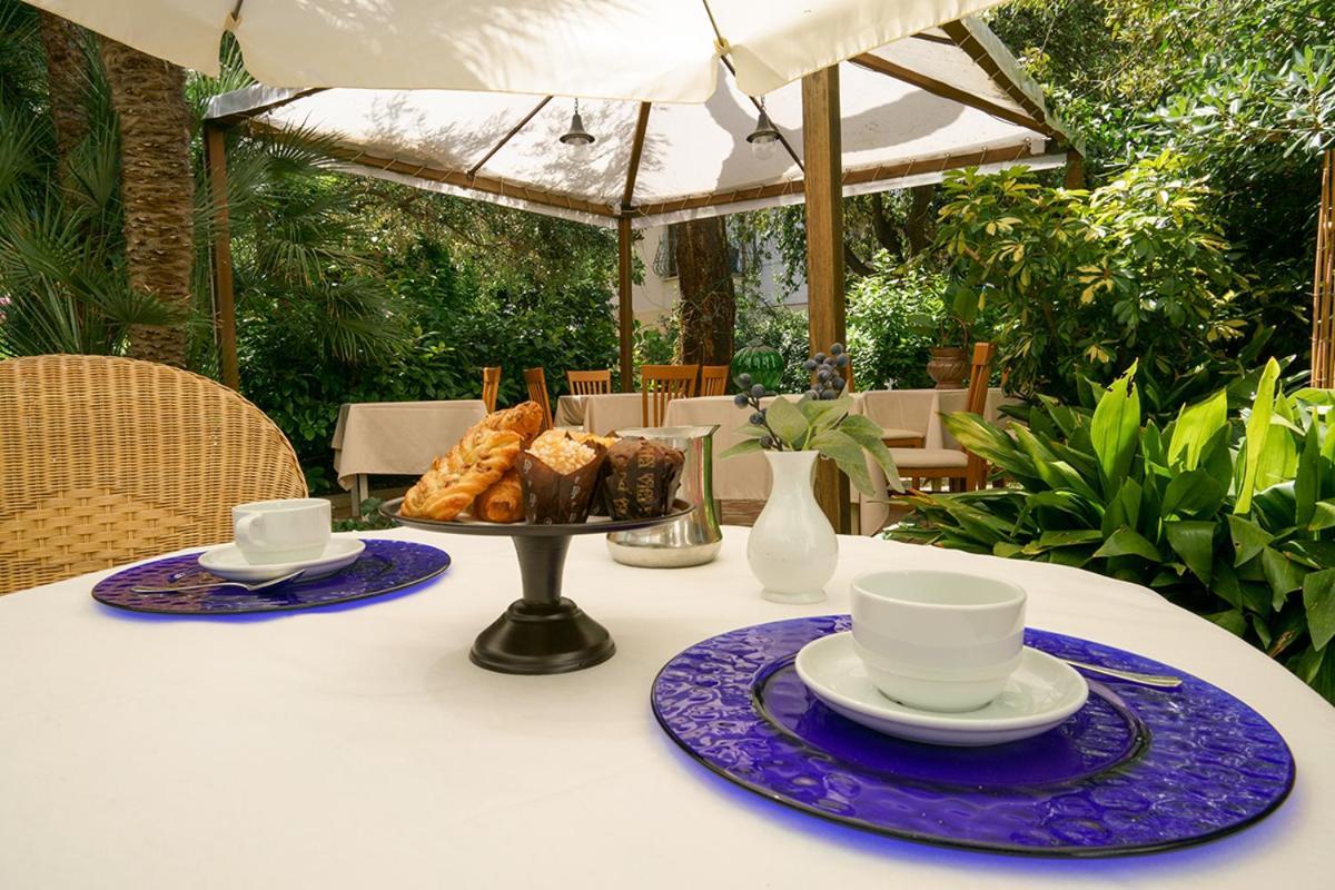 Hotel Ausonia Follonica Εξωτερικό φωτογραφία