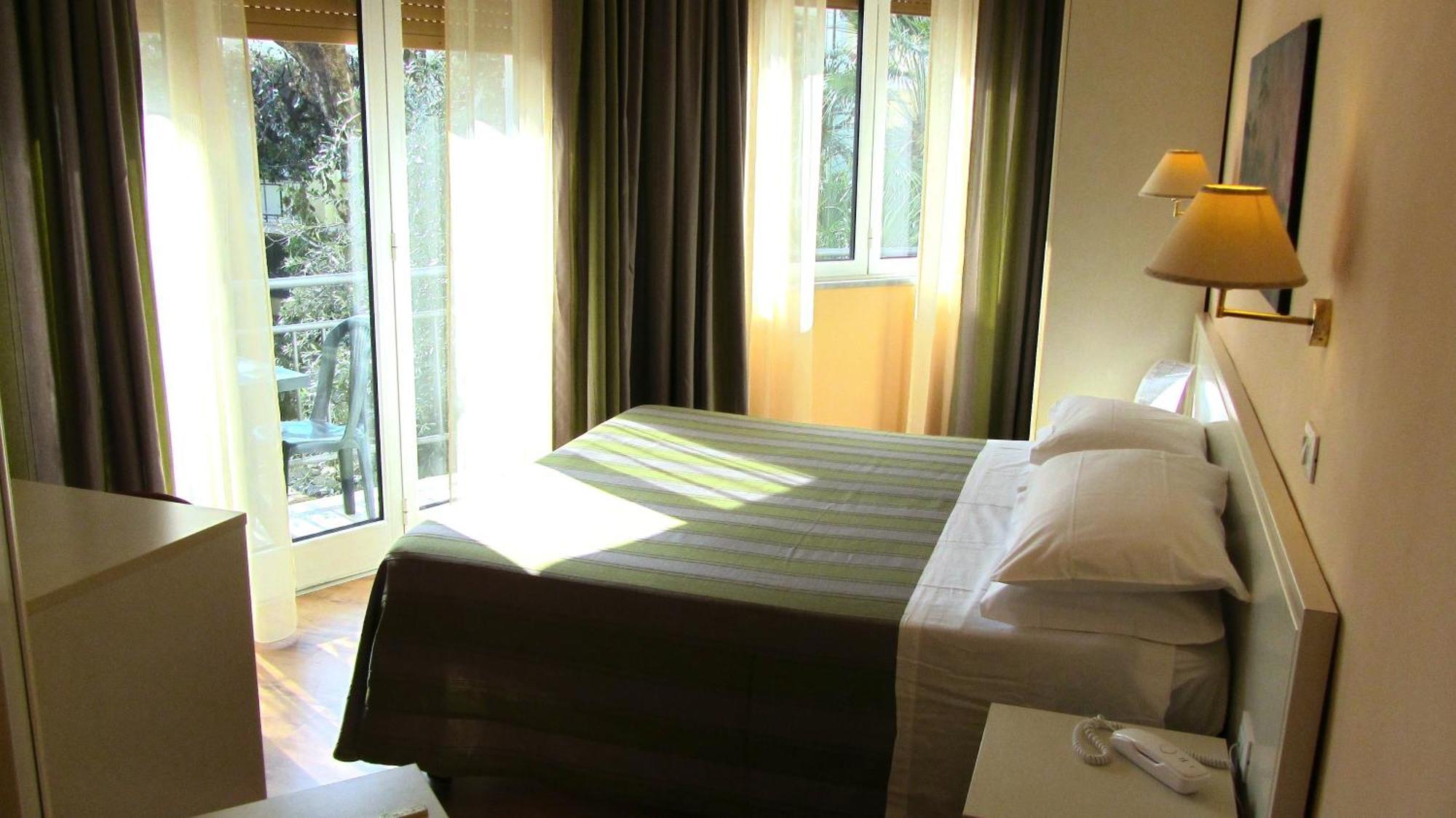 Hotel Ausonia Follonica Δωμάτιο φωτογραφία